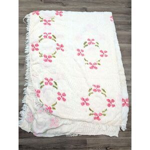 Vintage Chenille Bed Spread Pink Floral Ring Fringed 78" x 114" *See Description